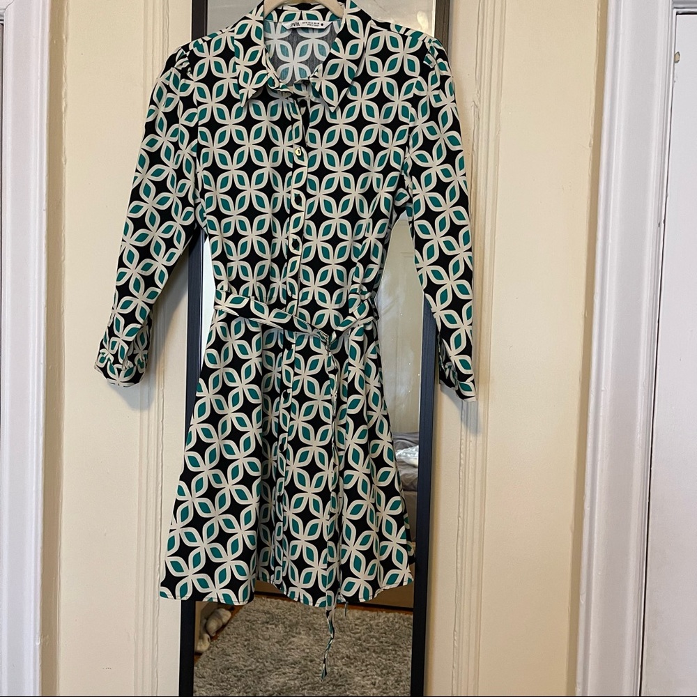 Zara Printed Dress with Belt size Medium - Picture 6 of 13
